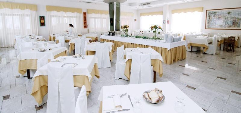 Hotel President Vasto Exterior photo