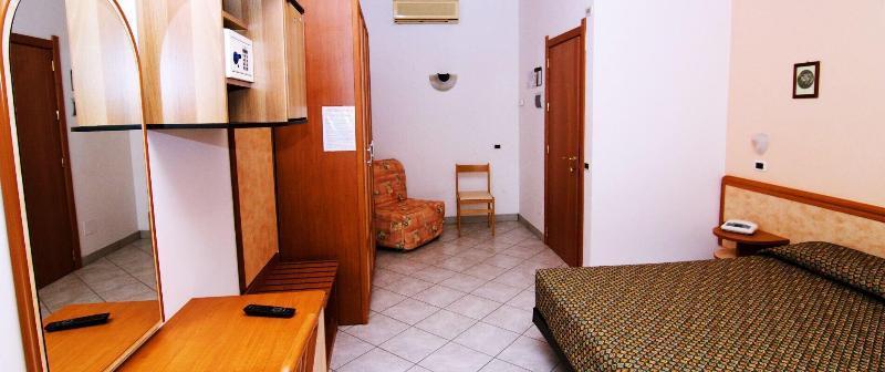Hotel President Vasto Exterior photo